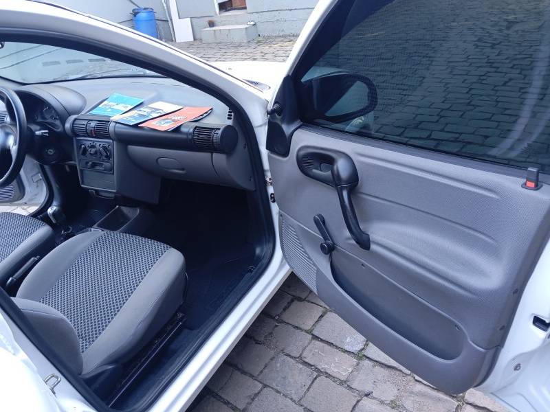 CHEVROLET - CORSA - 2009/2009 - Branca - R$ 24.900,00