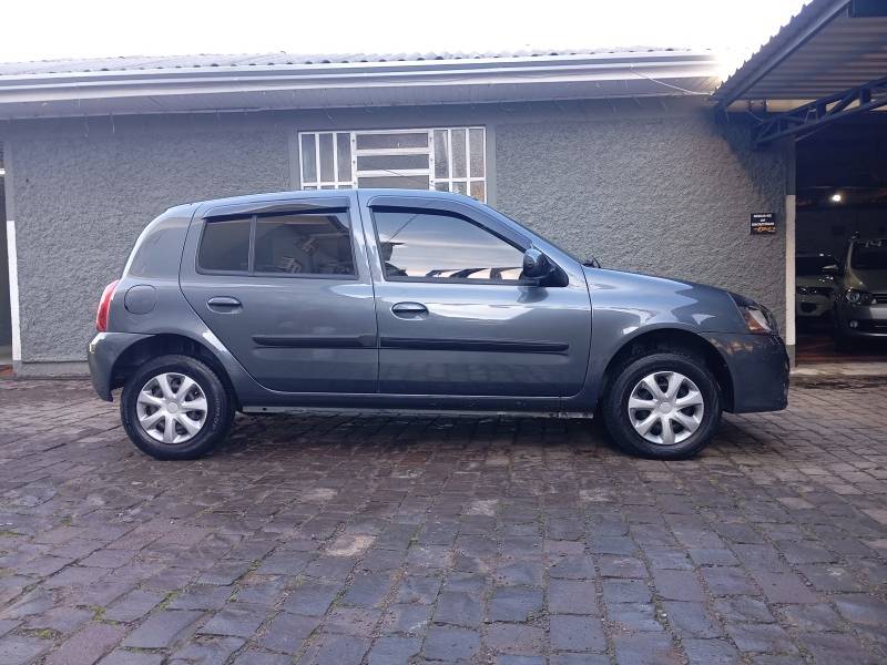 RENAULT - CLIO - 2016/2016 - Cinza - R$ 37.900,00
