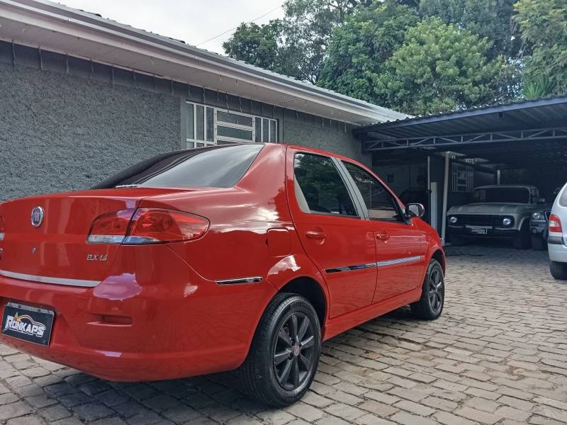 FIAT - SIENA - 2009/2009 - Vermelha - R$ 31.900,00