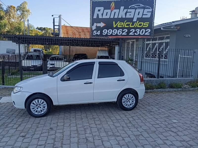 FIAT - PALIO - 2015/2015 - Branca - Sob Consulta