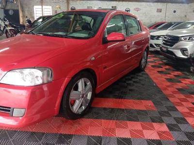CHEVROLET - ASTRA - 2005/2005 - Vermelha - R$ 44.900,00