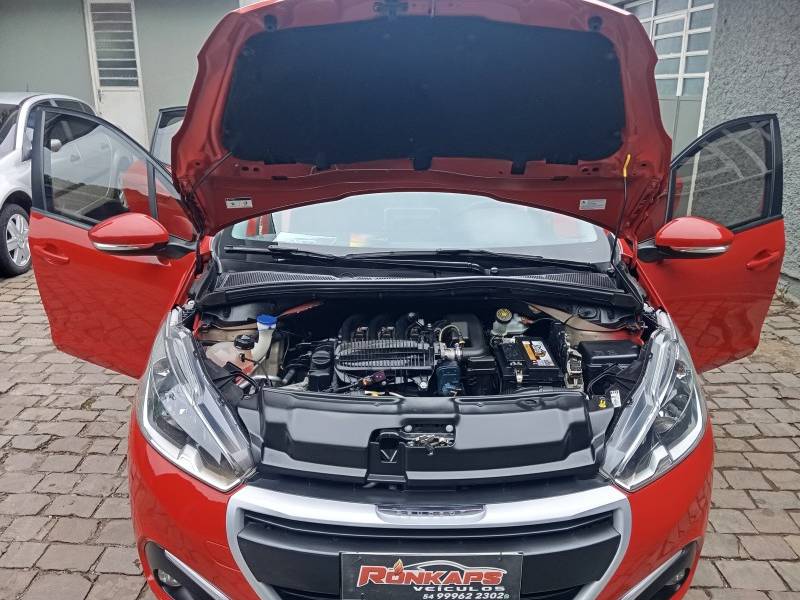 PEUGEOT - 208 - 2018/2018 - Vermelha - R$ 45.900,00
