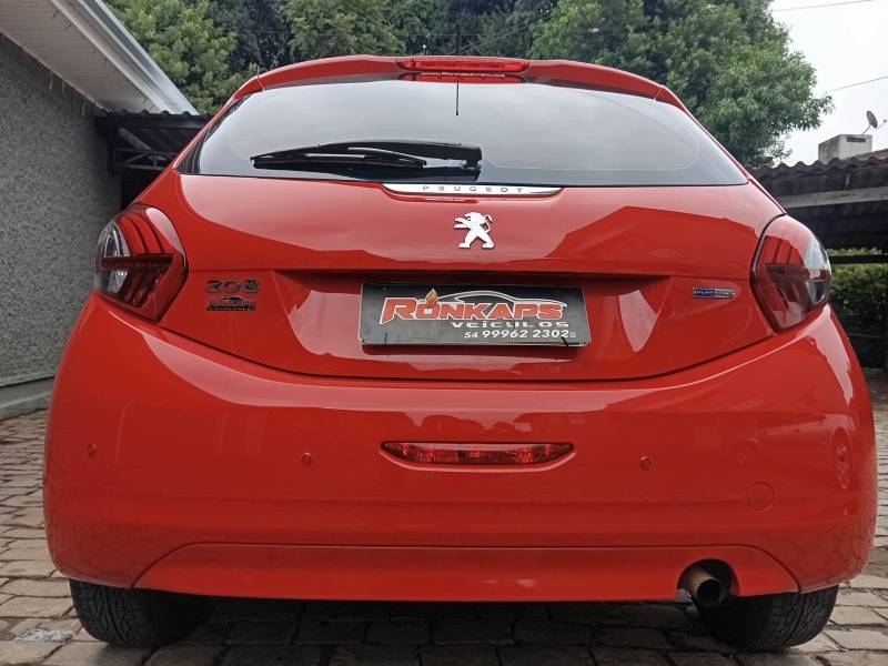 PEUGEOT - 208 - 2018/2018 - Vermelha - R$ 45.900,00