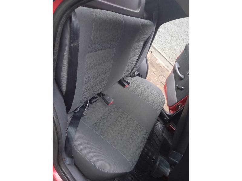 FIAT - PALIO - 2006/2006 - Vermelha - R$ 16.900,00