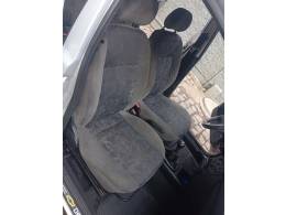 CHEVROLET - CORSA - 2002/2002 - Prata - R$ 19.900,00