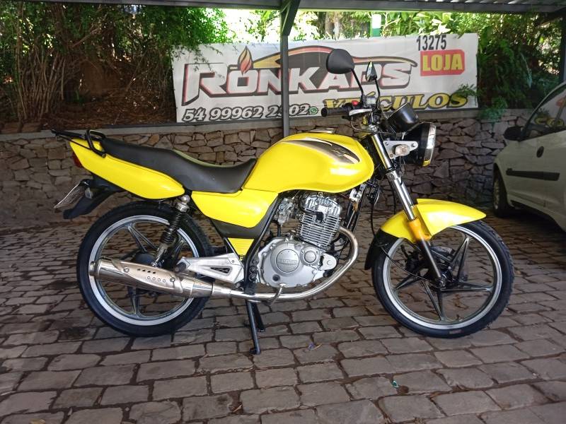 SUZUKI - YES - 2011/2011 - Amarela - R$ 7.900,00