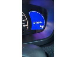 RENAULT - KWID - 2022/2022 - Branca - R$ 1,00