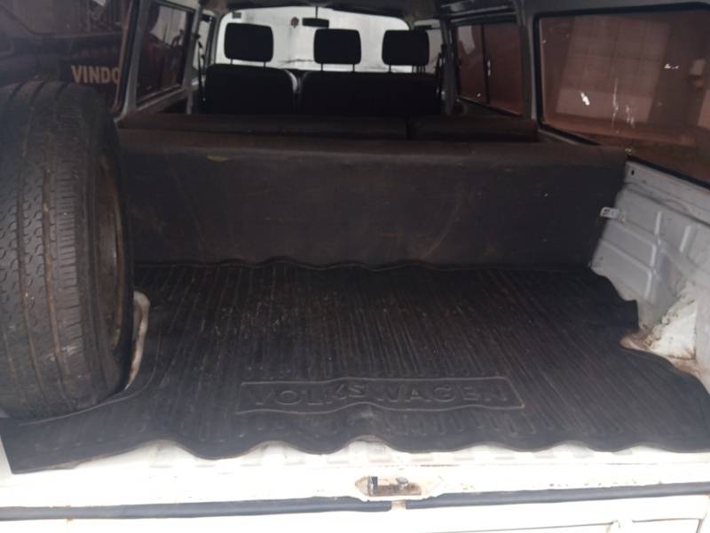 VOLKSWAGEN - KOMBI - 2007/2007 - Branca - R$ 39.900,00