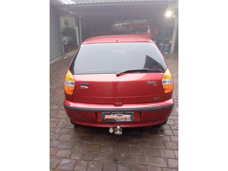 FIAT - PALIO - 2006/2006 - Vermelha - R$ 16.900,00