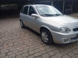 CHEVROLET - CORSA - 2002/2002 - Prata - R$ 19.900,00