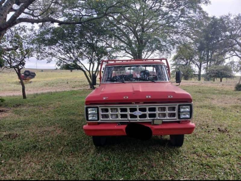 FORD - F-4000 - 1980/1980 - Vermelha - R$ 64.900,00