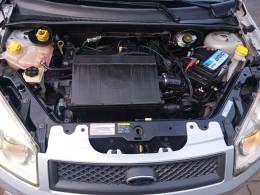 FORD - FIESTA - 2010/2010 - Prata - R$ 31.900,00