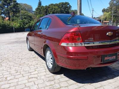 CHEVROLET - VECTRA - 2011/2011 - Vermelha - R$ 44.900,00