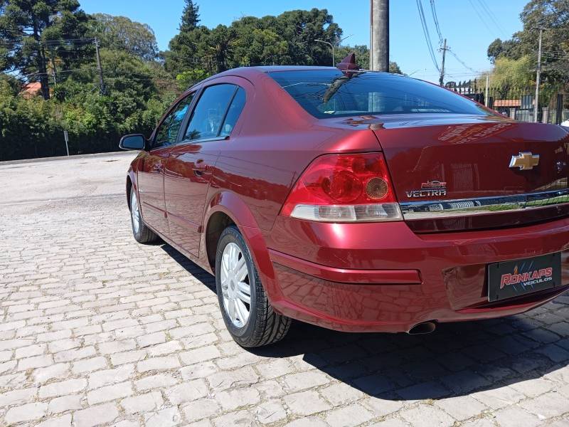 CHEVROLET - VECTRA - 2011/2011 - Vermelha - R$ 44.900,00