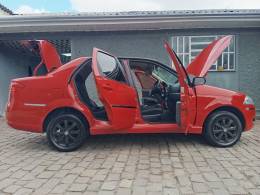 FIAT - SIENA - 2009/2009 - Vermelha - R$ 31.900,00