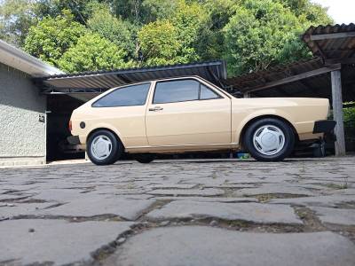 VOLKSWAGEN - GOL - 1984/1984 - Bege - R$ 28.900,00