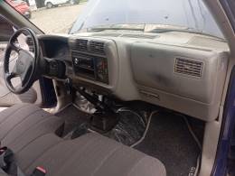 CHEVROLET - S10 - 1996/1996 - Vermelha - R$ 33.900,00