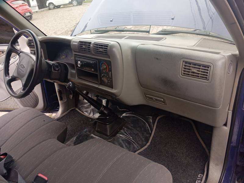 CHEVROLET - S10 - 1996/1996 - Vermelha - R$ 33.900,00
