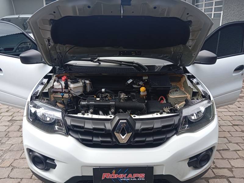 RENAULT - KWID - 2022/2022 - Branca - R$ 46.500,00