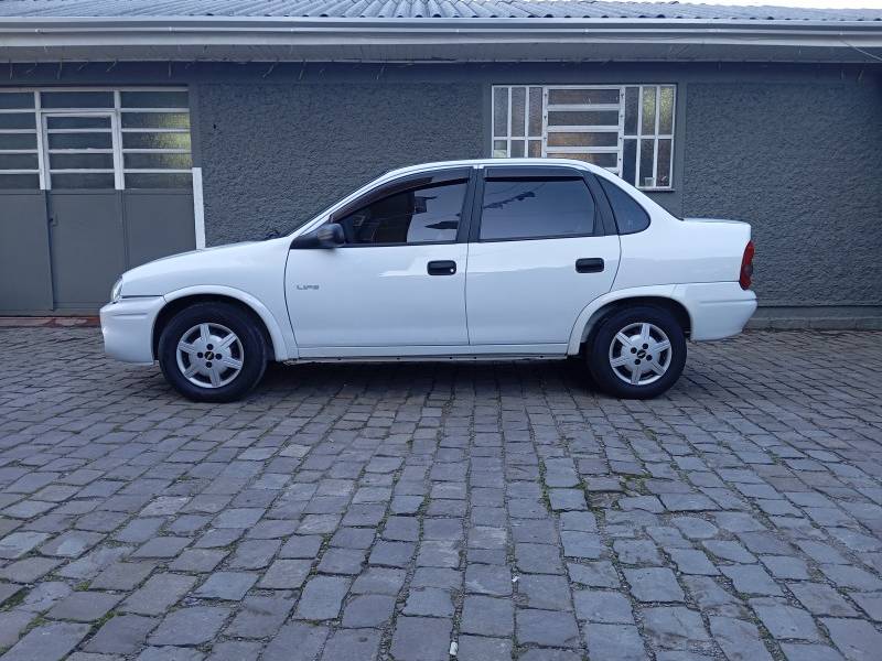 CHEVROLET - CORSA - 2009/2009 - Branca - R$ 24.900,00