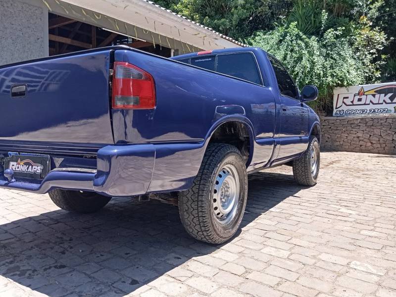 CHEVROLET - S10 - 1996/1996 - Vermelha - R$ 33.900,00