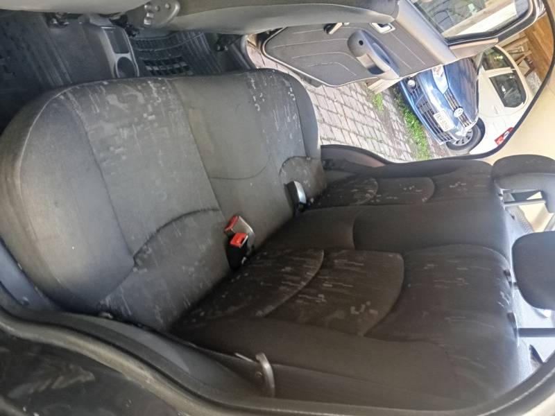FIAT - PALIO - 2005/2005 - Preta - R$ 15.900,00