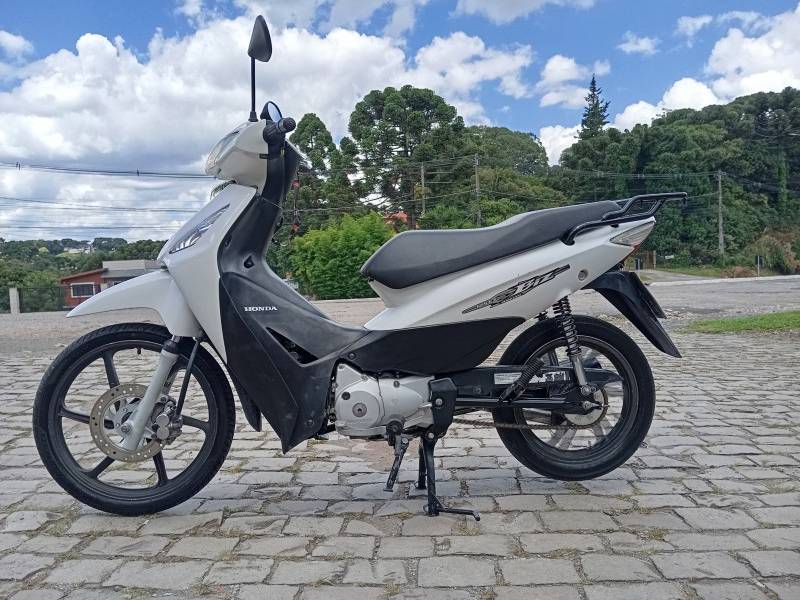HONDA - BIZ 125 - 2009/2009 - Branca - R$ 10.900,00