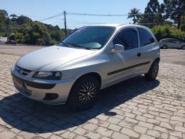 CHEVROLET - CELTA - 2002/2002 - Prata - R$ 18.900,00