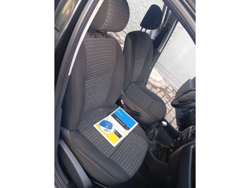 RENAULT - SANDERO - 2012/2012 - Preta - R$ 1,00