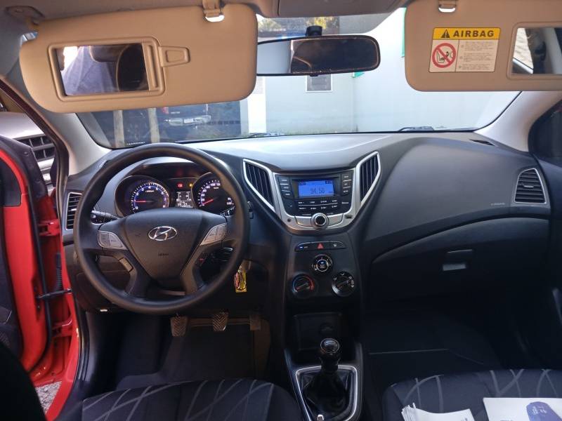 HYUNDAI - HB20 - 2014/2014 - Vermelha - R$ 44.900,00