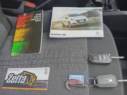 PEUGEOT - 208 - 2018/2018 - Vermelha - R$ 45.900,00