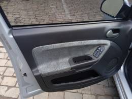 FORD - FIESTA - 2010/2010 - Prata - R$ 31.900,00