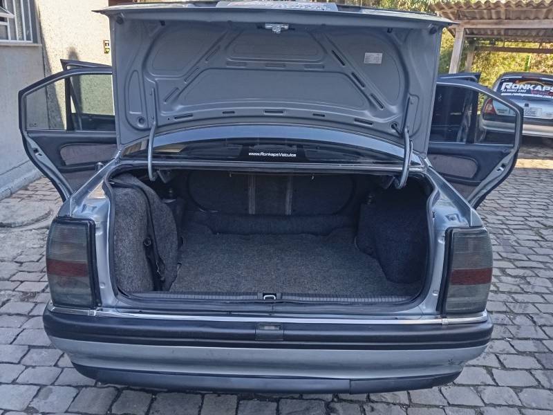 CHEVROLET - OMEGA - 1997/1997 - Cinza - R$ 29.900,00
