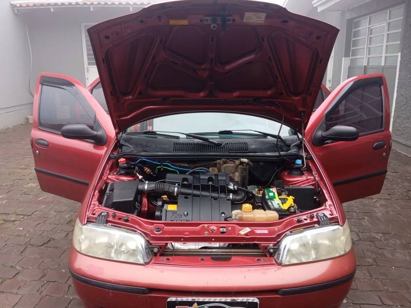 FIAT - PALIO - 2006/2006 - Vermelha - R$ 16.900,00