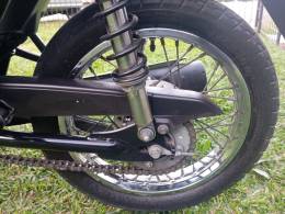 HONDA - BIZ 125 - 2011/2011 - Verde - R$ 10.900,00