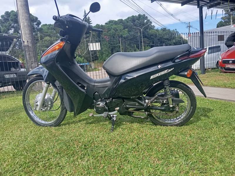 HONDA - BIZ 100 - 2015/2015 - Preta - R$ 11.900,00