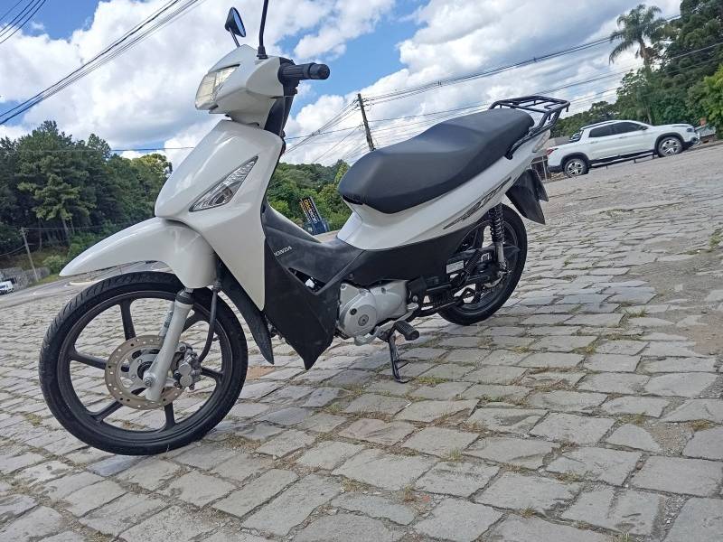 HONDA - BIZ 125 - 2009/2009 - Branca - R$ 10.900,00