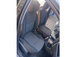 RENAULT - SANDERO - 2012/2012 - Preta - R$ 35.900,00