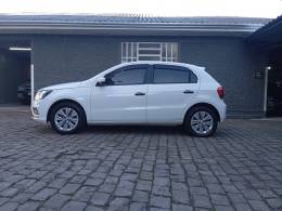 VOLKSWAGEN - GOL - 2022/2022 - Branca - R$ 61.900,00