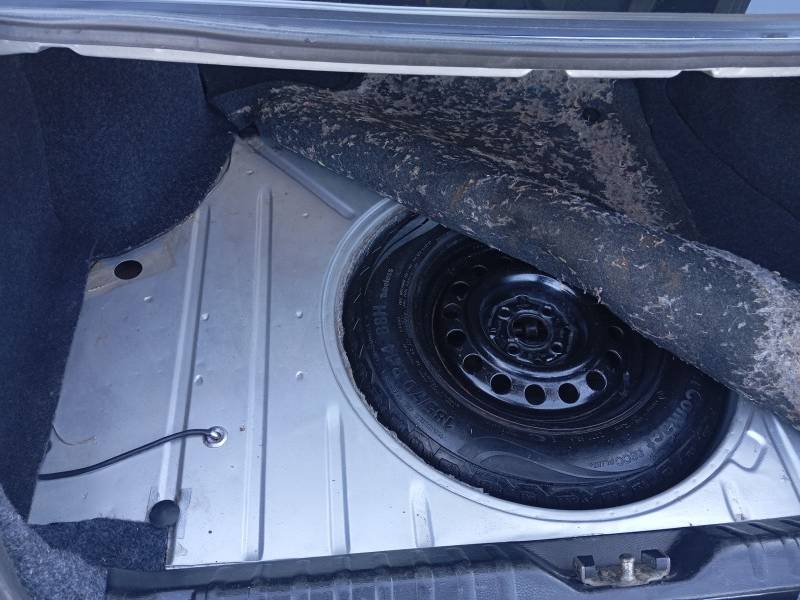 VOLKSWAGEN - SANTANA - 1996/1996 - Prata - R$ 29.900,00