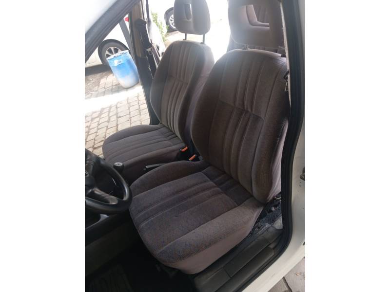 CHEVROLET - CORSA - 1996/1996 - Branca - R$ 18.900,00