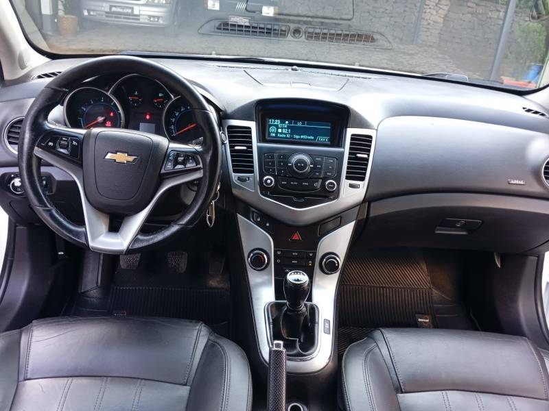 CHEVROLET - CRUZE - 2012/2012 - Branca - R$ 54.900,00