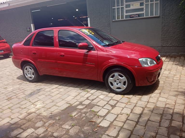 CHEVROLET - CORSA - 2009/2009 - Vermelha - R$ 31.900,00