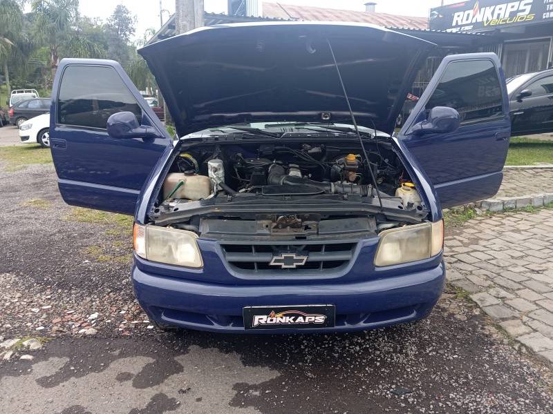 CHEVROLET - S10 - 1996/1996 - Vermelha - R$ 33.900,00