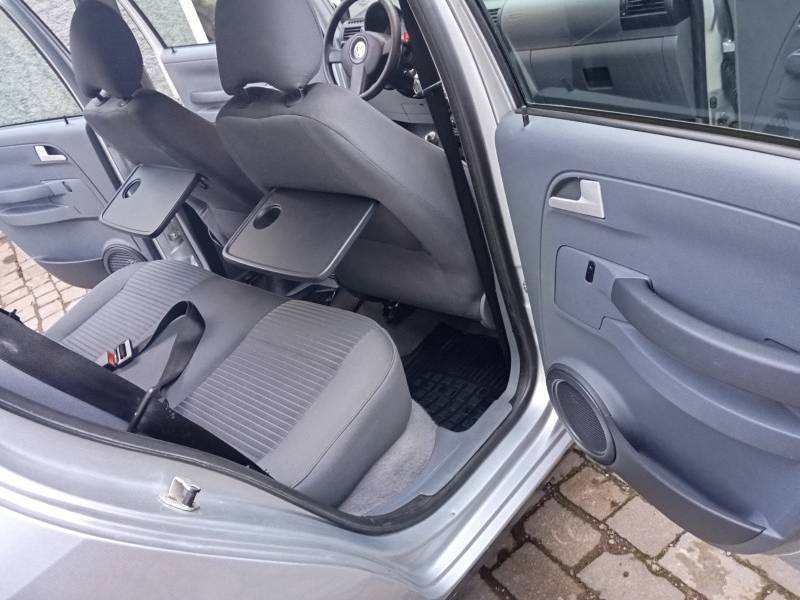 VOLKSWAGEN - SPACEFOX - 2008/2008 - Prata - R$ 31.900,00
