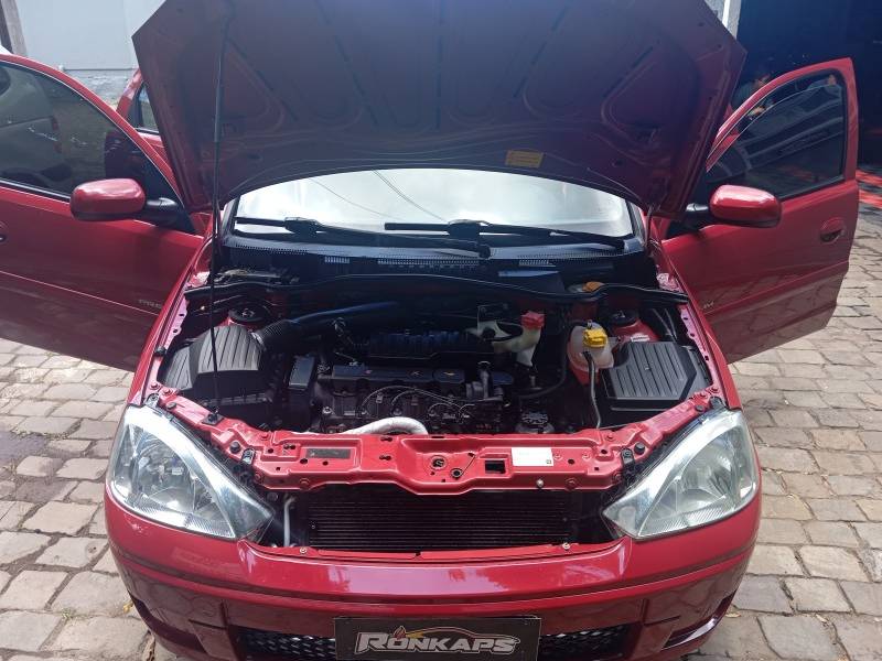 CHEVROLET - CORSA - 2009/2009 - Vermelha - R$ 31.900,00