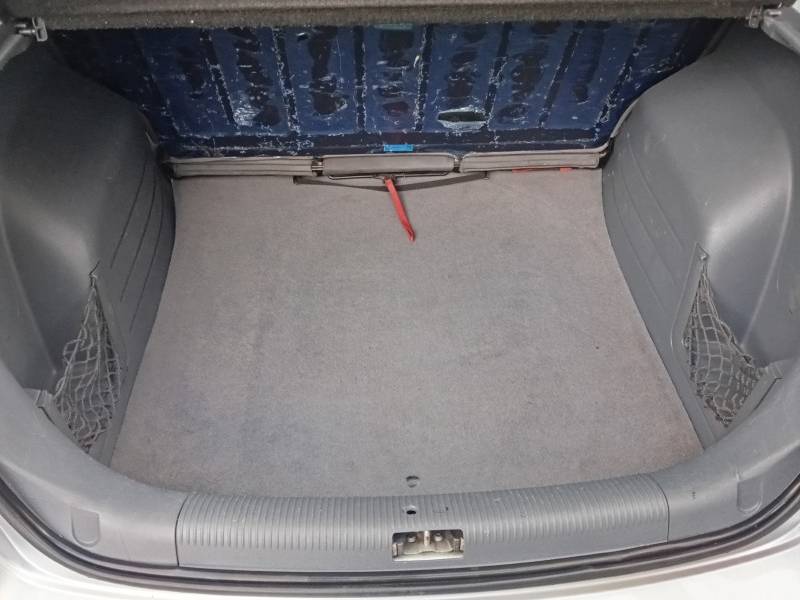 VOLKSWAGEN - SPACEFOX - 2008/2008 - Prata - R$ 31.900,00