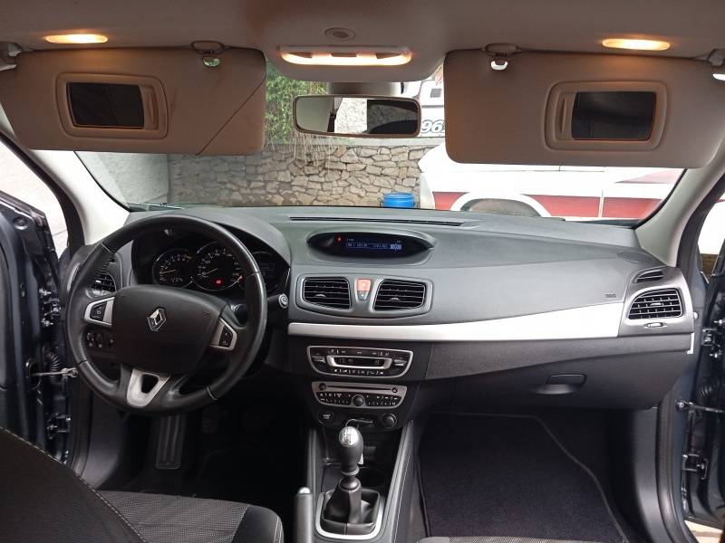 RENAULT - FLUENCE - 2013/2013 - Cinza - R$ 41.500,00