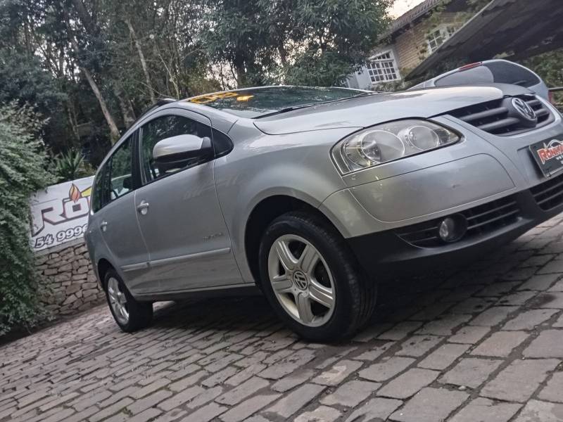 VOLKSWAGEN - SPACEFOX - 2008/2008 - Prata - R$ 31.900,00