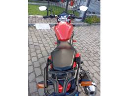 HONDA - CB 300R - 2012/2012 - Vermelha - R$ 13.900,00